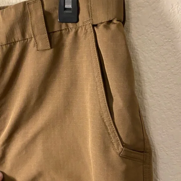 5.11 Tactical Men's Tan Chinos - Picture 5 of 5